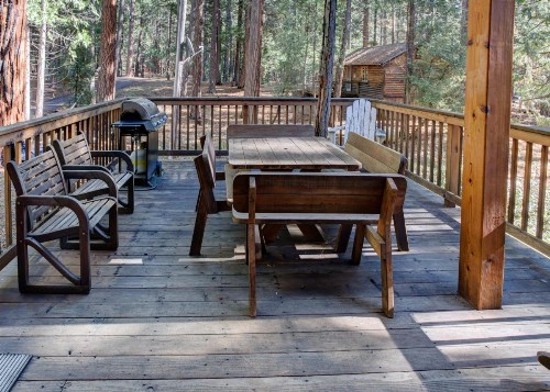 12 Cabin Twelve - image 9