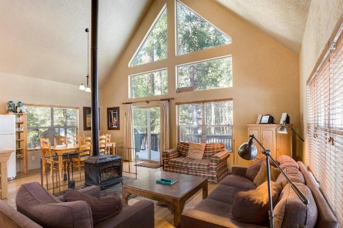 7S Wawona Chalet - image 5