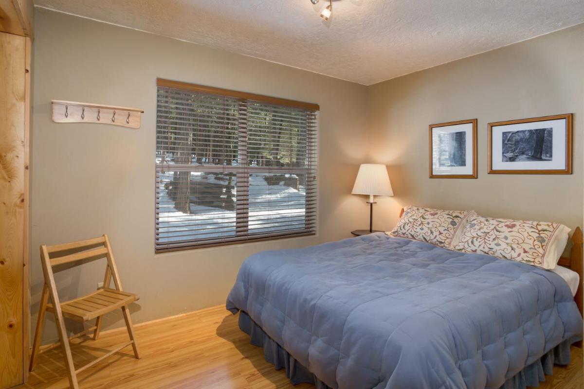 7S Wawona Chalet - image 7