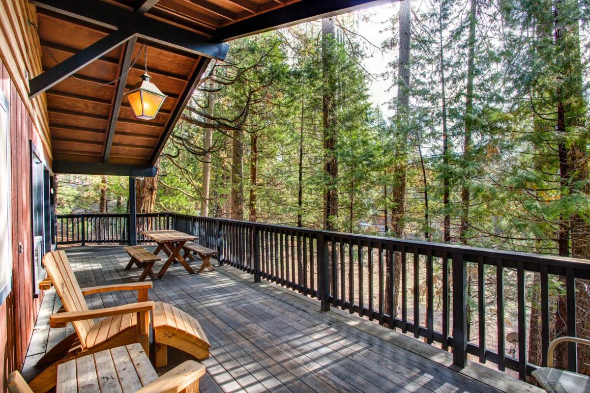 18B Hiltbrand Hangout - image 6
