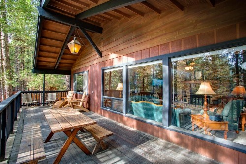 18B Hiltbrand Hangout - image 8