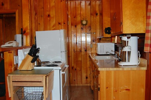 35 Cubbys Den - image 10