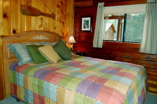 35 Cubbys Den - image 3