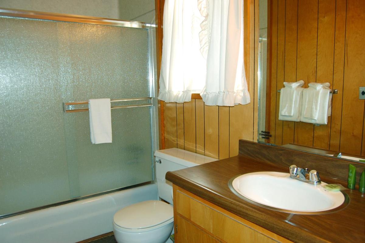 84 Hastings Hideaway - image 6