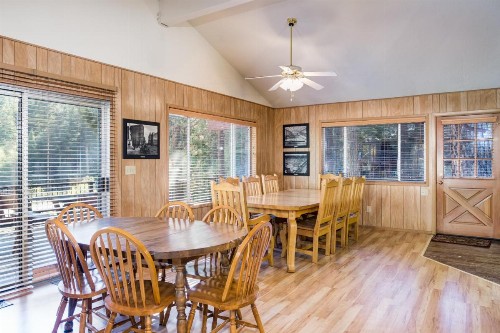 64 River Lodge - image 10