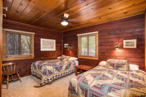 53 Creekside Cabin - image 10
