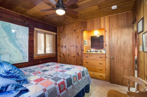 53 Creekside Cabin - image 12