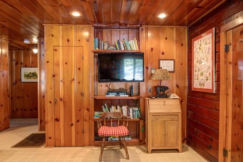 59 Hansen Cabin - image 7
