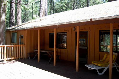 9S Pine Cabin - image 6
