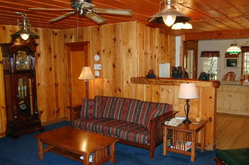 10N Black Oak Lodge - image 3