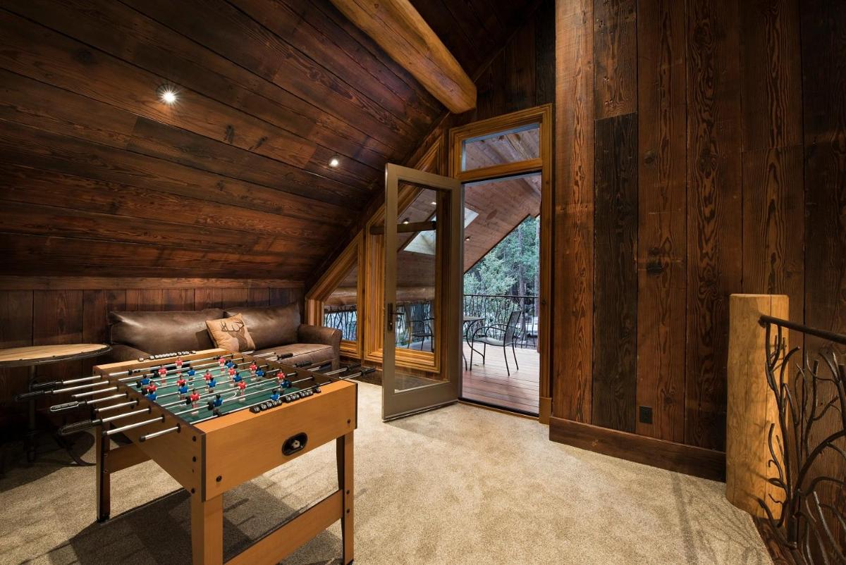 1R Rustic Retreat - image 6