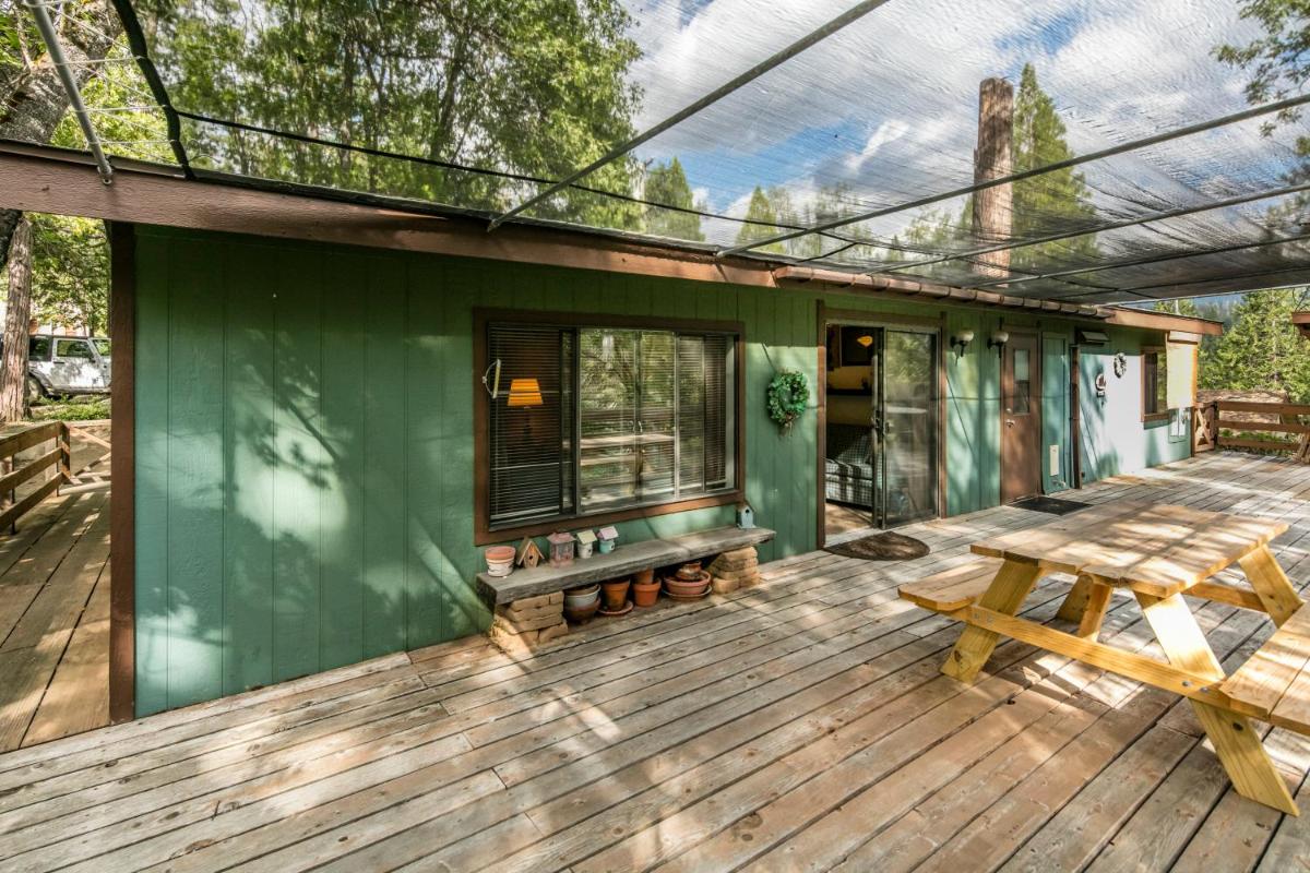 Yosemite Cabin - main image