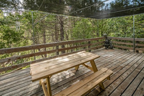 Yosemite Cabin - image 7