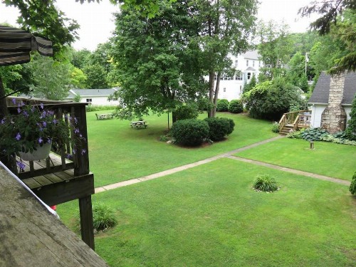 Cedar Court Inn - image 14