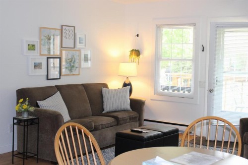 Cedar Court Inn - image 7