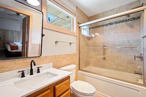 Fish Creek Inn - image 20