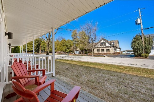 Fish Creek Inn - image 3