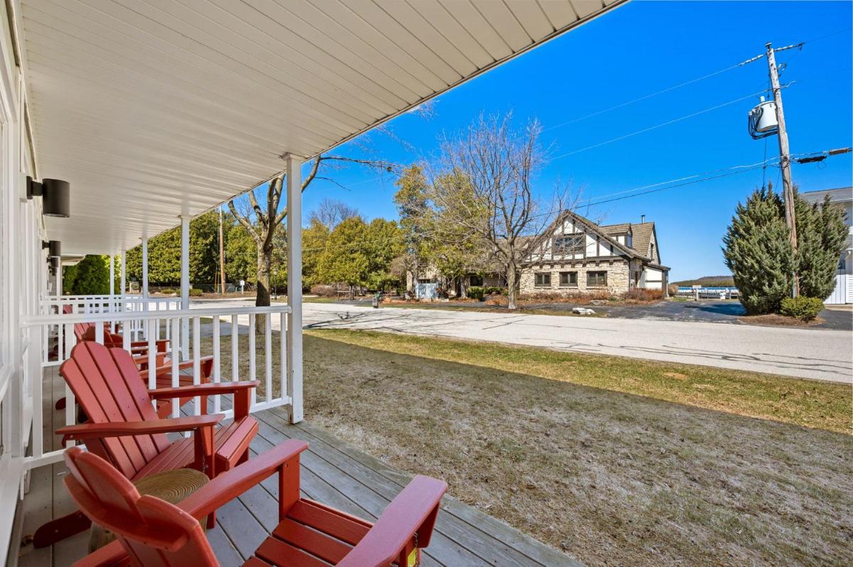 Fish Creek Inn - image 3