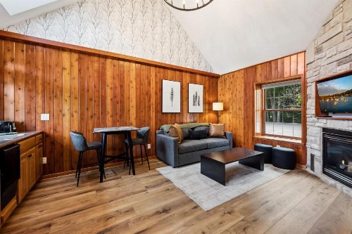 Fish Creek Inn - image 31