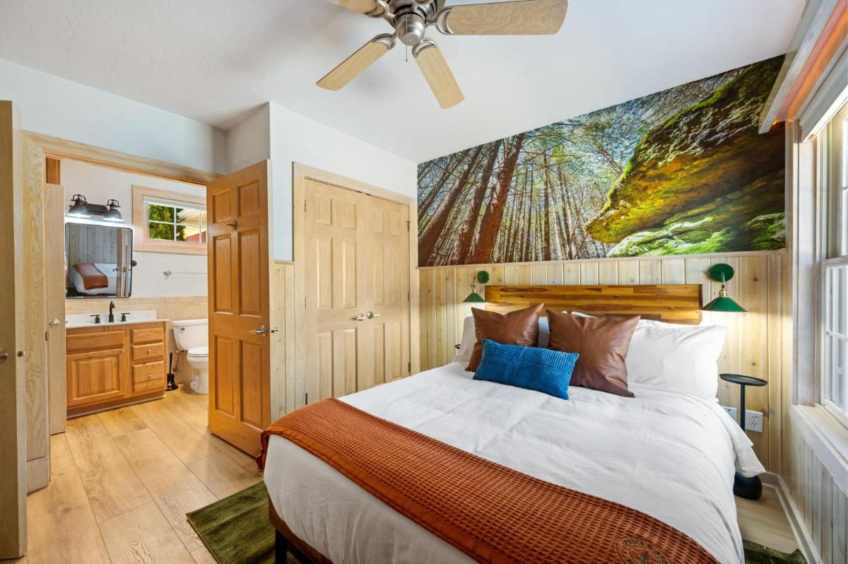 Fish Creek Inn - image 4