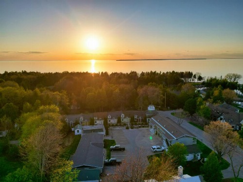 Fish Creek Inn - image 41