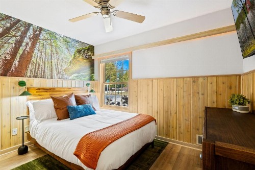 Fish Creek Inn - image 6