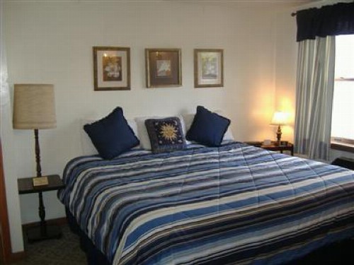 Sturbridge Country Inn - image 27