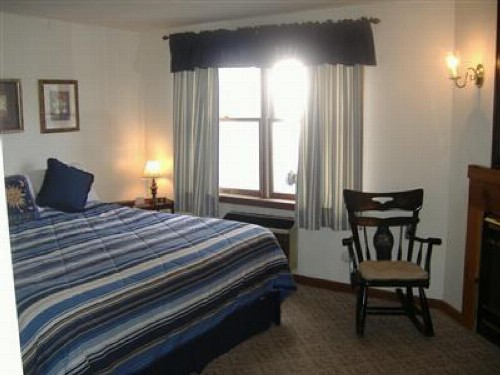 Sturbridge Country Inn - image 28