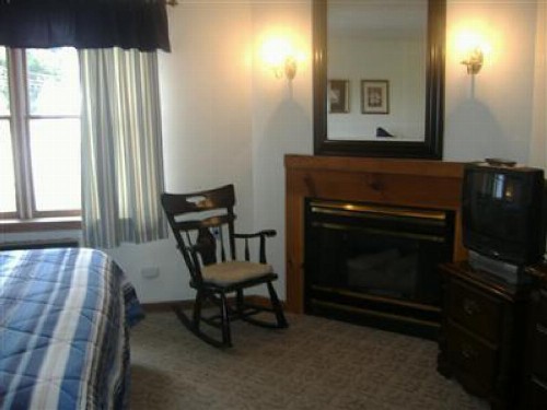 Sturbridge Country Inn - image 29