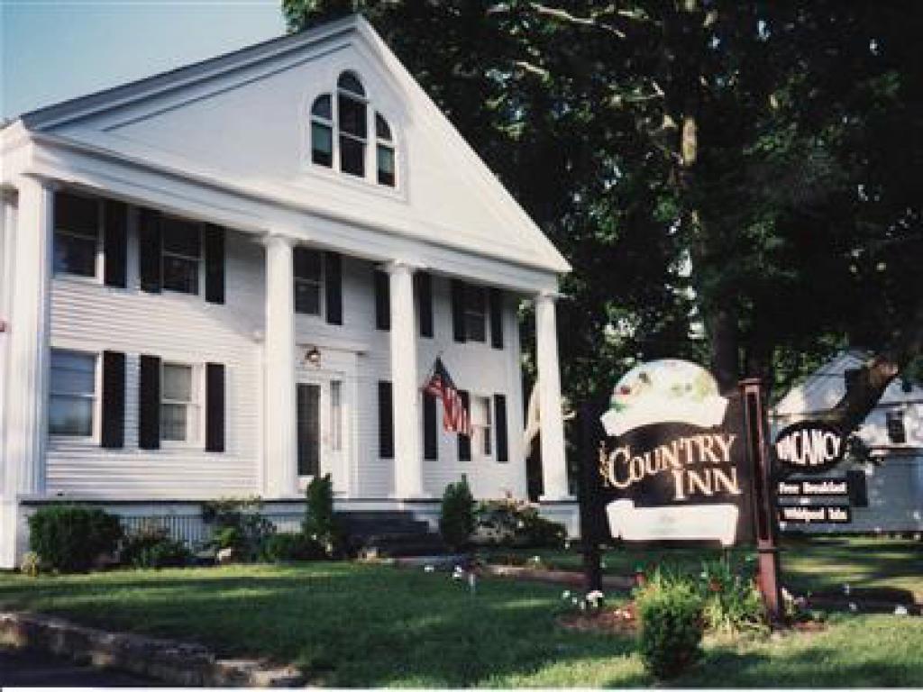 Sturbridge Country Inn - image 5