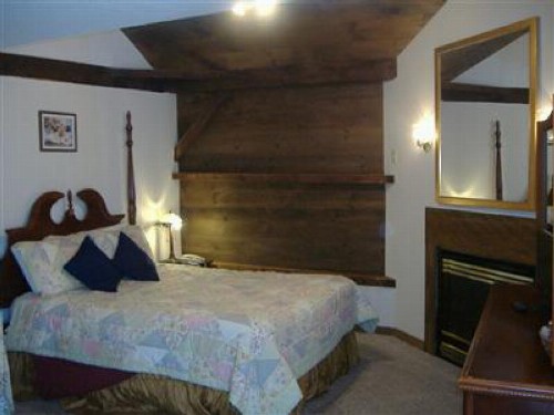 Sturbridge Country Inn - image 50