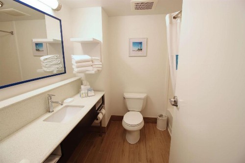Hampton Inn & Suites Palm Coast - image 26