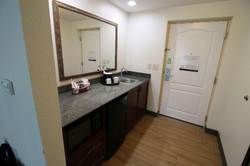 Hampton Inn & Suites Palm Coast - image 40