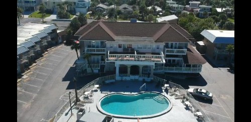Topaz Motel