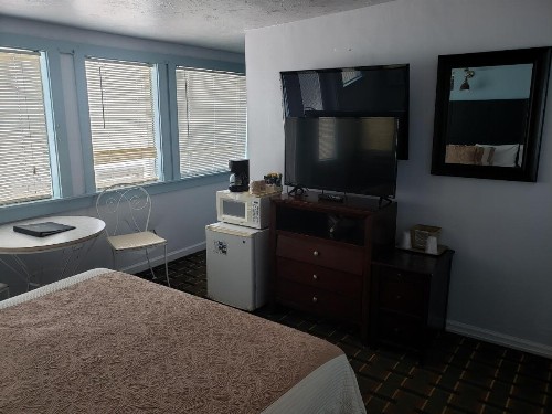 Topaz Motel - Flagler Beach - image 9