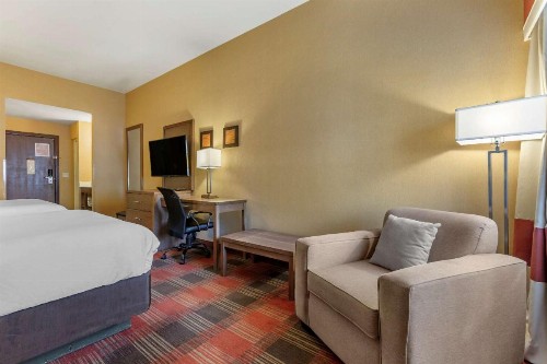 Comfort Inn Lucky Lane - image 10