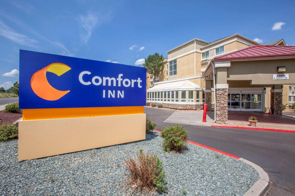 Comfort Inn Lucky Lane - image 2