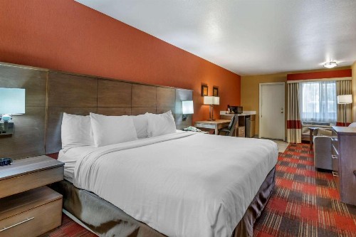 Comfort Inn Lucky Lane - image 21