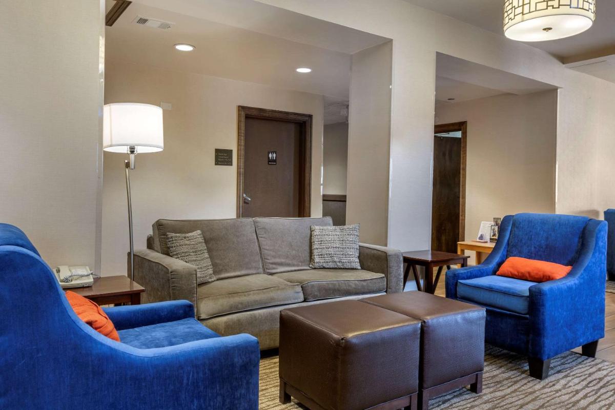 Comfort Inn Lucky Lane - image 4