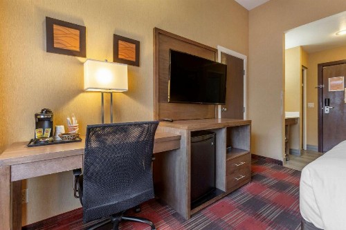 Comfort Inn Lucky Lane - image 5