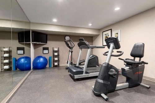 Country Inn & Suites by Radisson Flagstaff AZ - image 18