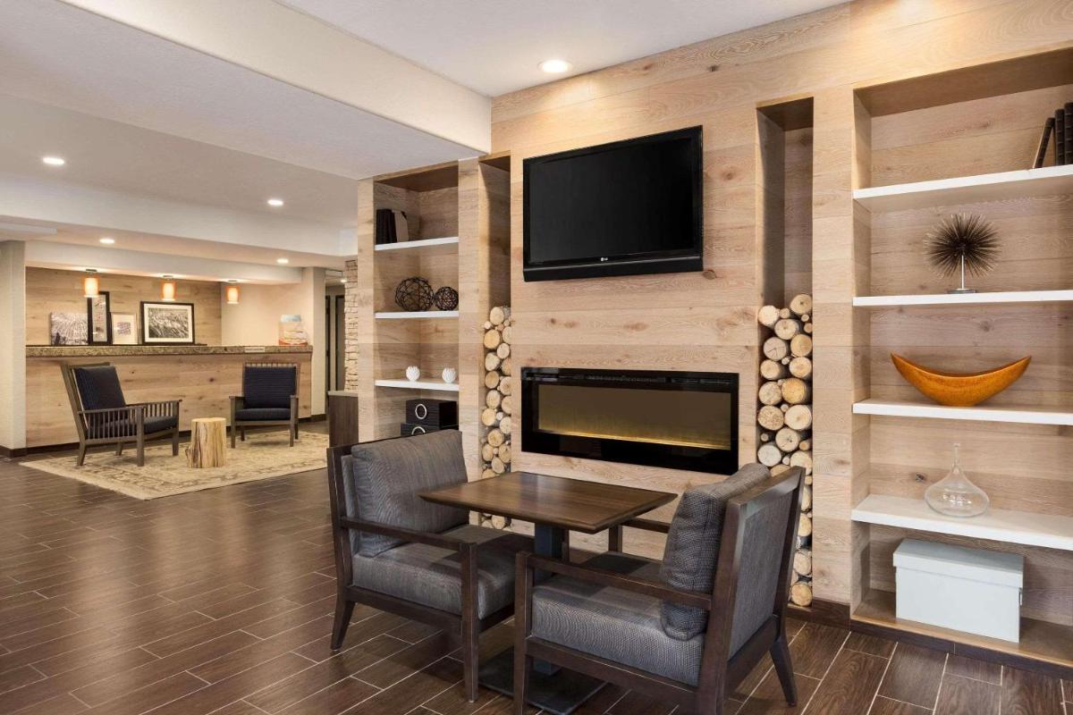 Country Inn & Suites by Radisson Flagstaff AZ - image 5