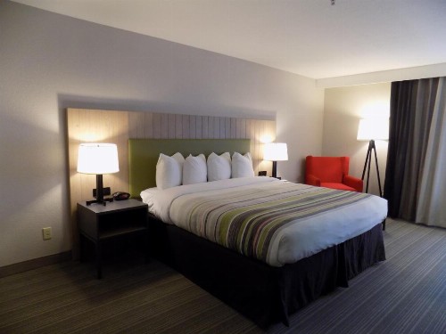 Country Inn & Suites by Radisson Flagstaff AZ - image 6