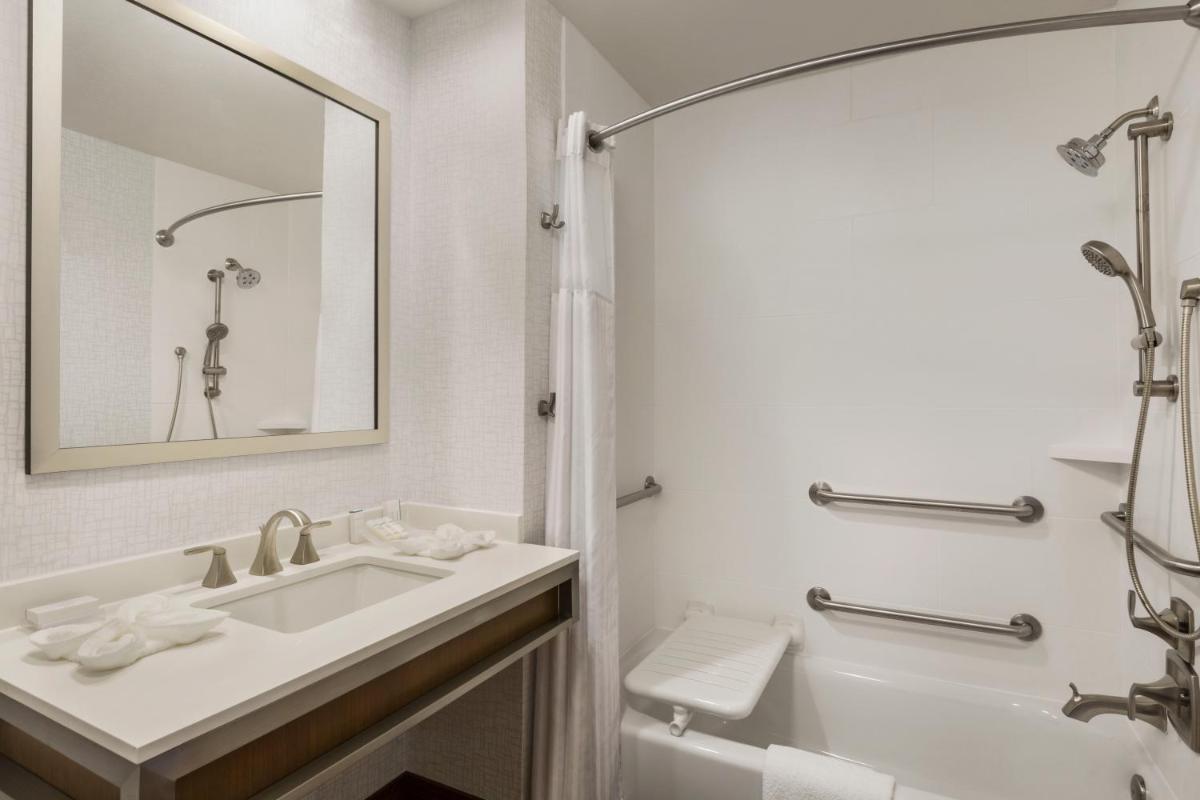 Hilton Garden Inn Flagstaff - image 3