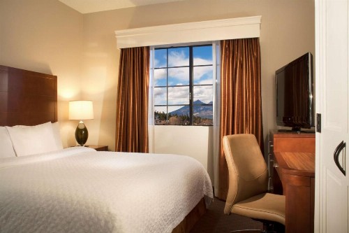 Embassy Suites by Hilton Flagstaff - image 13