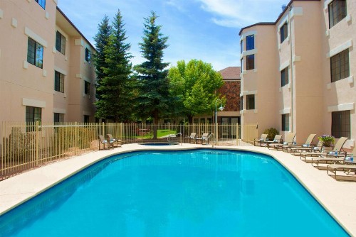 Embassy Suites by Hilton Flagstaff - image 6