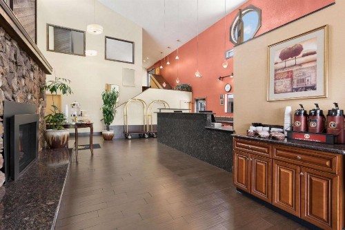 Days Hotel by Wyndham Flagstaff - image 38