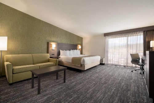 Days Hotel by Wyndham Flagstaff - image 40
