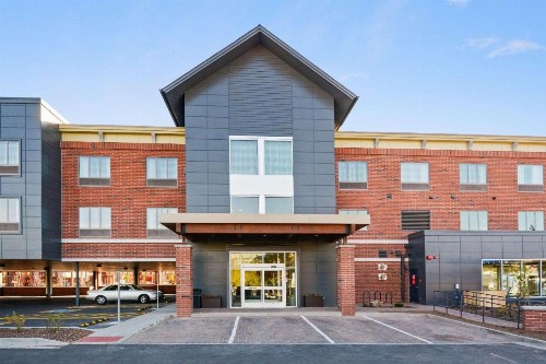 Country Inn & Suites by Radisson Flagstaff Downtown AZ - image 3