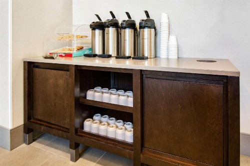Country Inn & Suites by Radisson Flagstaff Downtown AZ - image 36